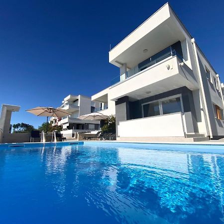 Fantasy Pool Villa Novalja Luaran gambar