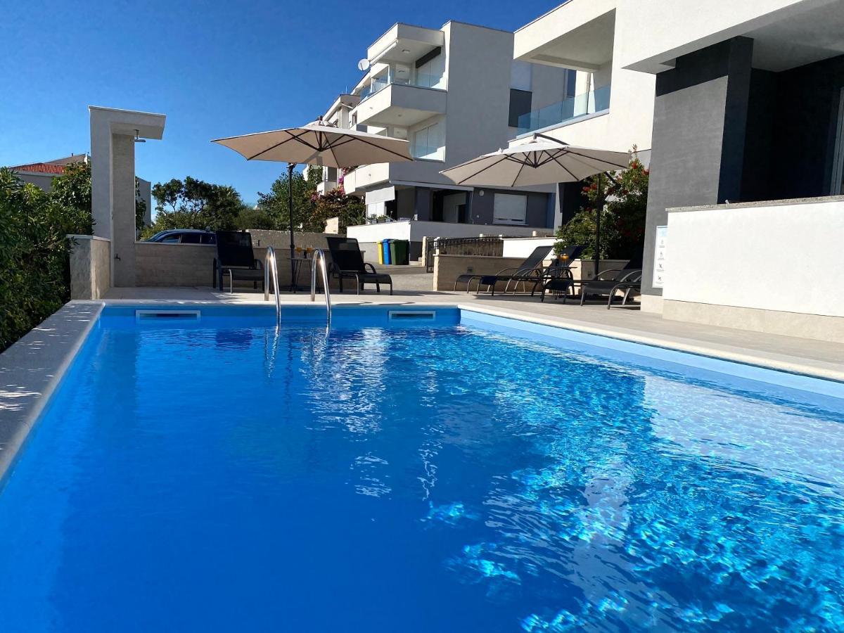 Fantasy Pool Villa Novalja Luaran gambar